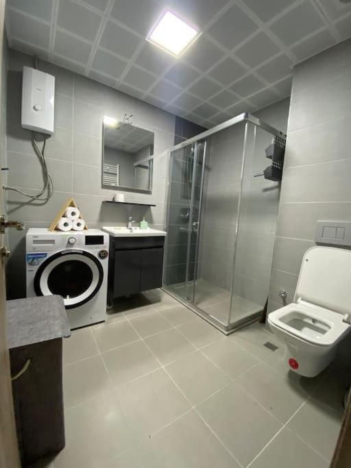 Cevahir Sky City Apartment With Spa, Pool & Fitness Included Skopje Eksteriør billede